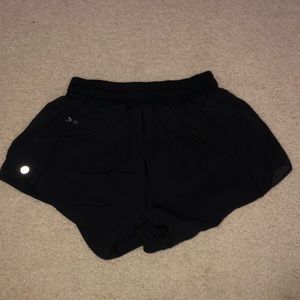 Lululemon Hotty Hot Short 4’